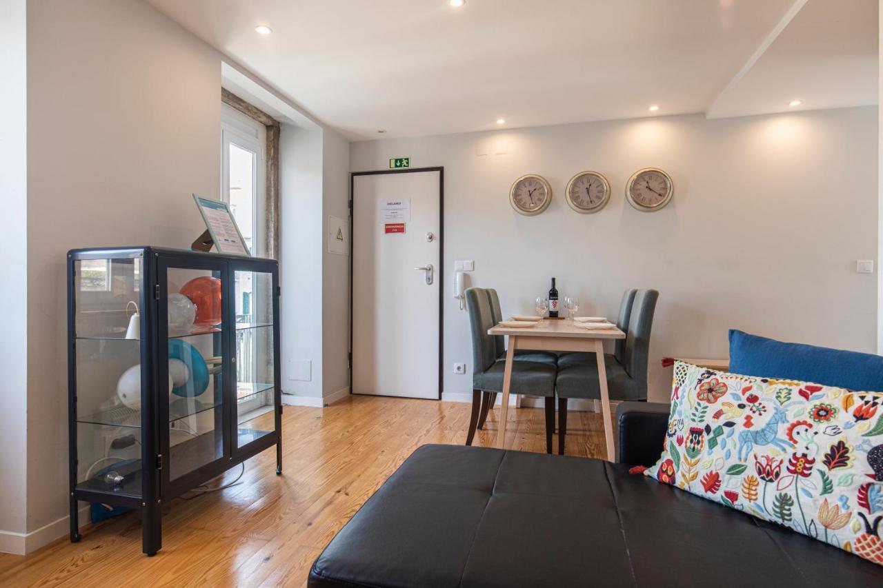 Graceful 2Bdr Duplex Apartment By Lovelystay Lisbon Exterior photo